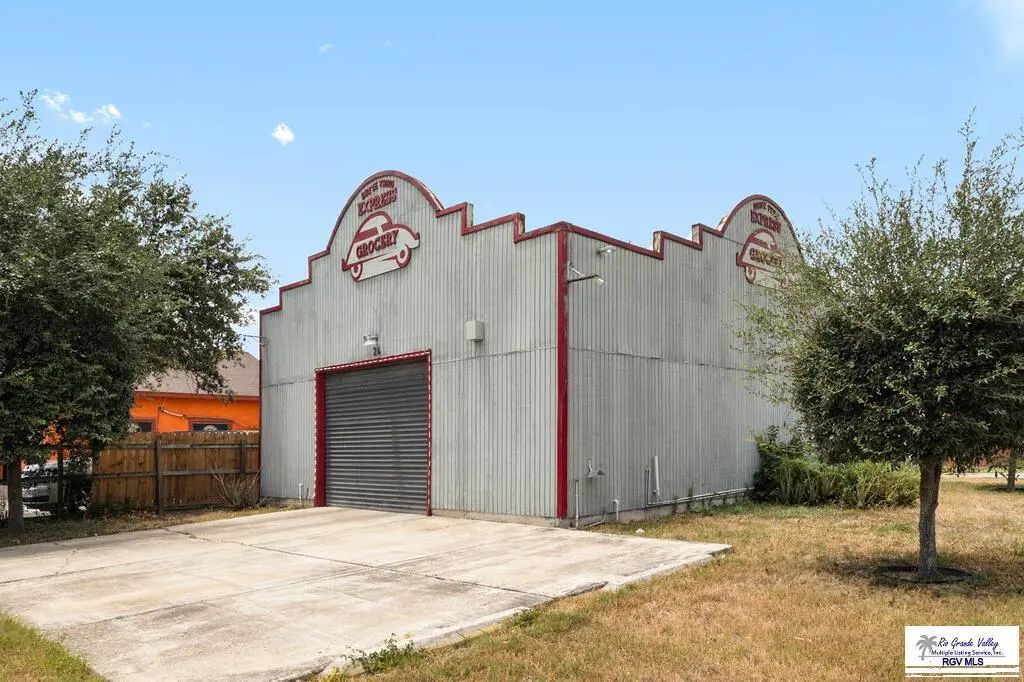 24 Esperanza Rd., BROWNSVILLE