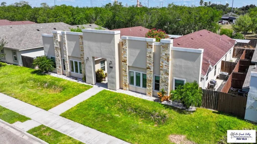 2609 Larkspur Ave., EDINBURG