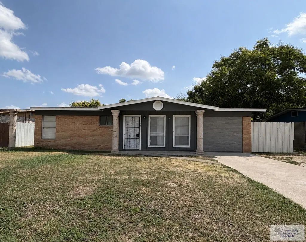 15 W Los Ebanos Blvd., BROWNSVILLE
