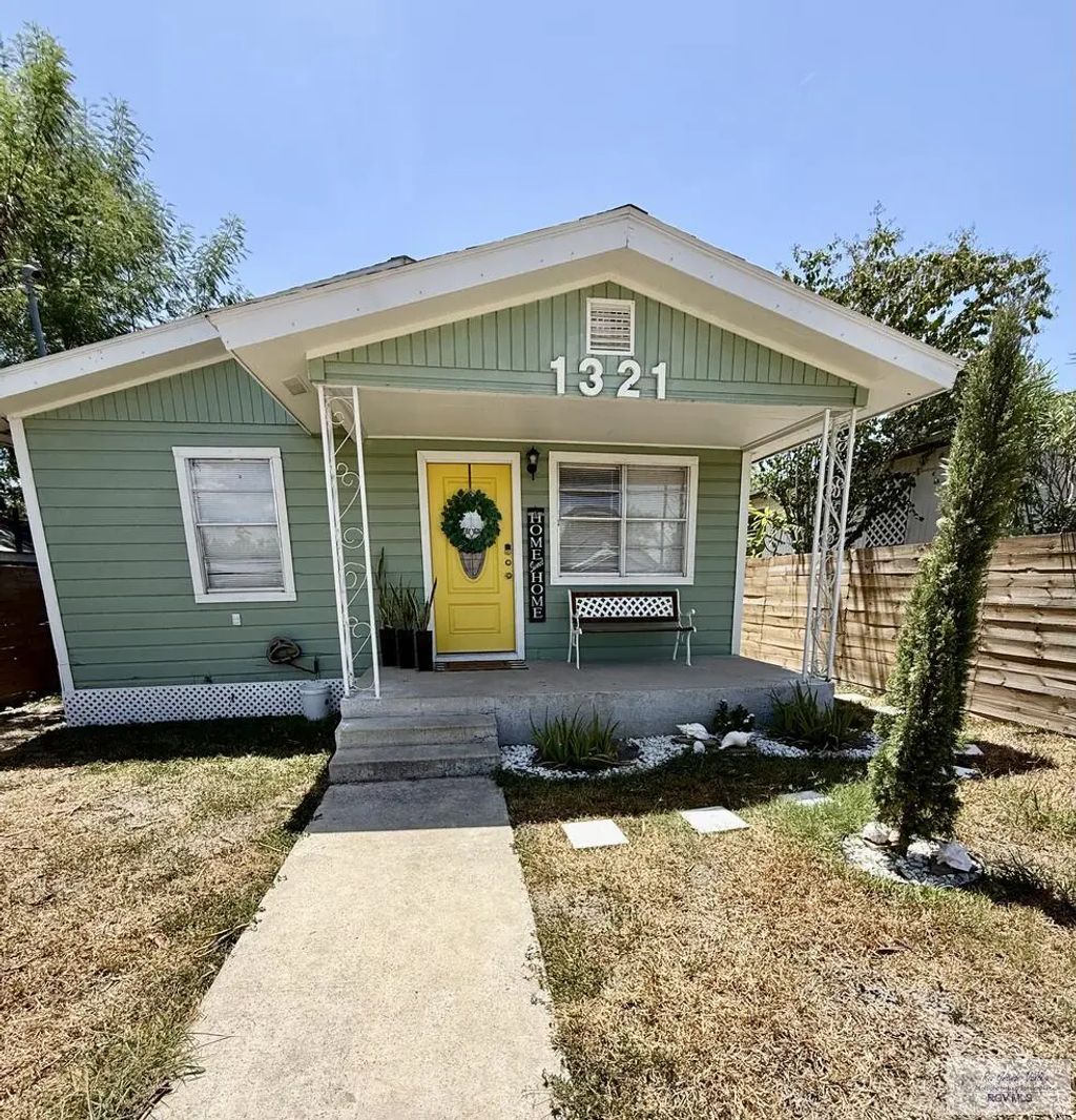 1321 Csm Ruben Vela St, SAN BENITO
