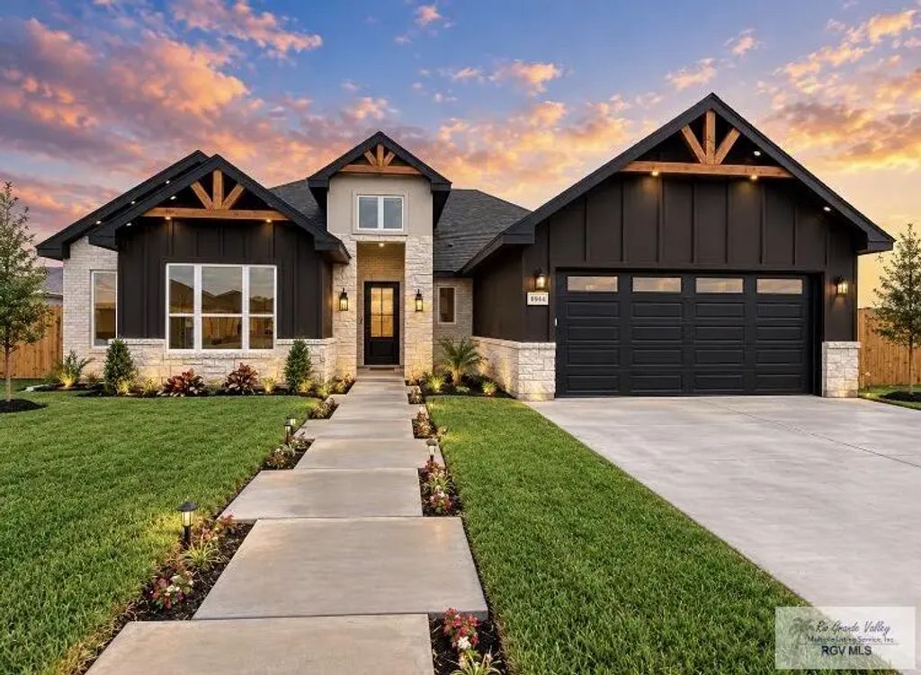 8944 Saturn, BROWNSVILLE