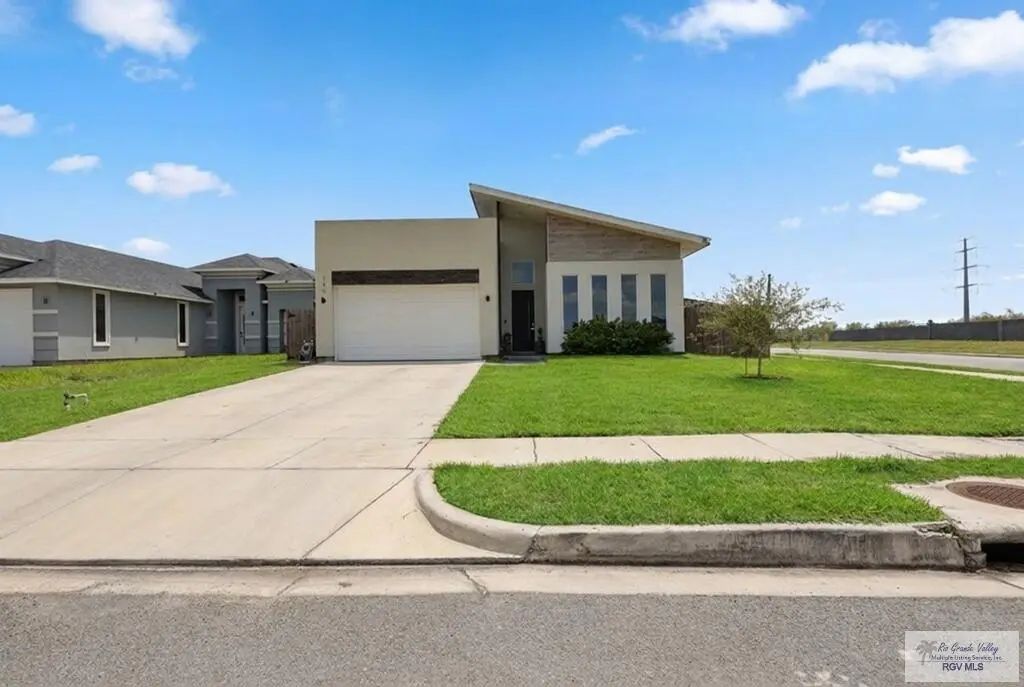 145 Empire Dr, SAN BENITO