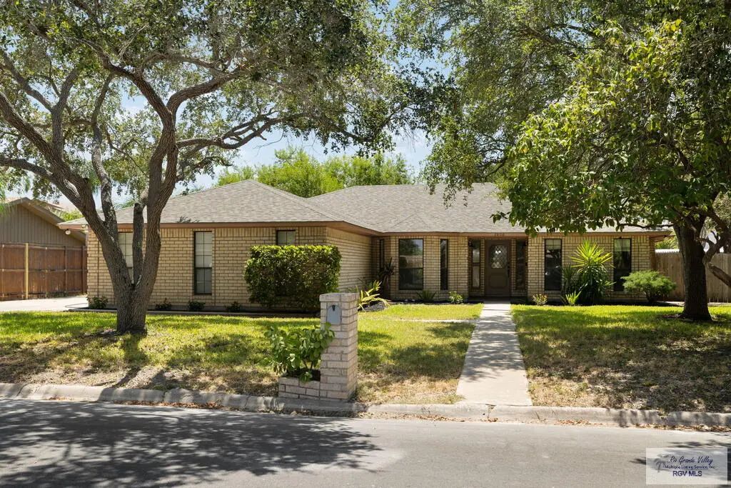 2802 Becky Ln, HARLINGEN