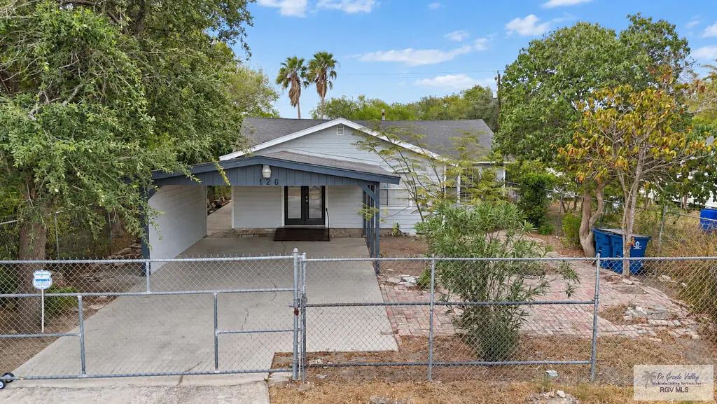 126 Ebony Ave., RIO HONDO