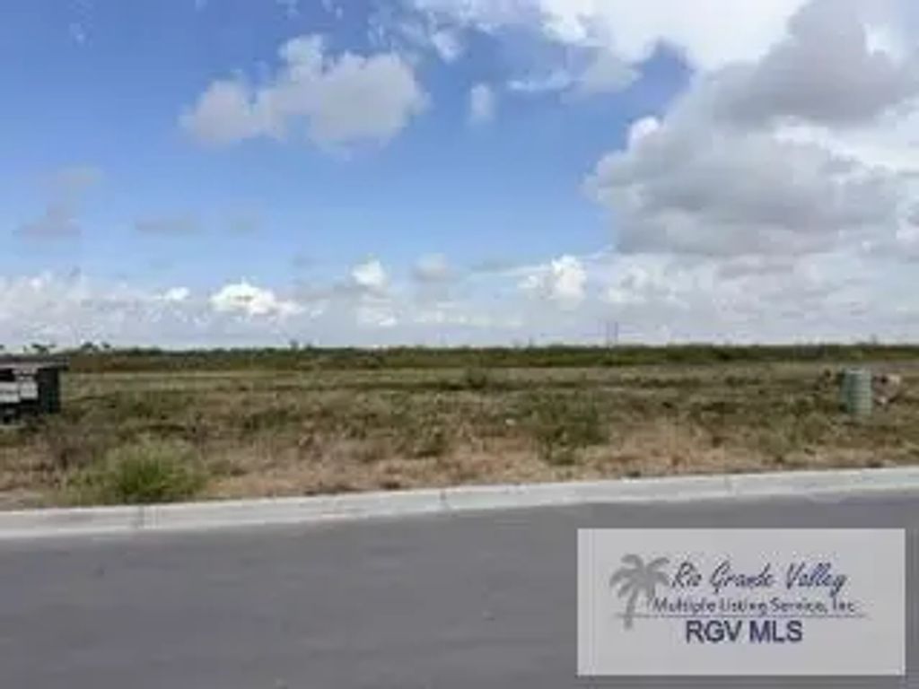 213 Kind Ct 11, SAN BENITO