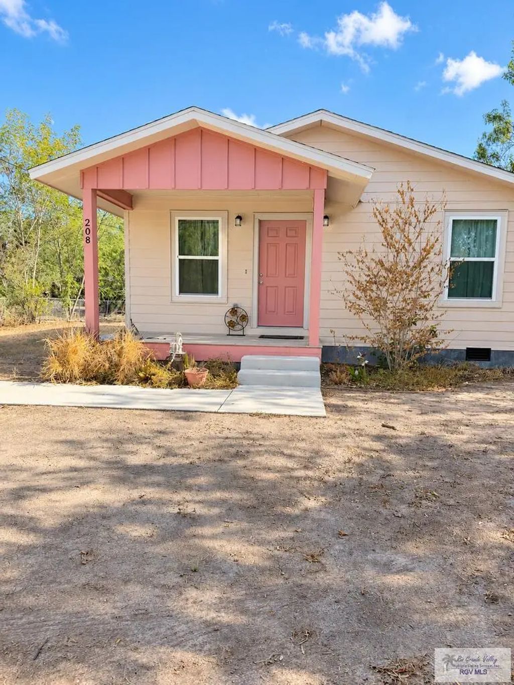 208 Western Blvd., BROWNSVILLE