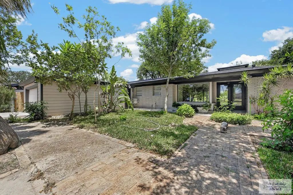 135 Poinciana, BROWNSVILLE