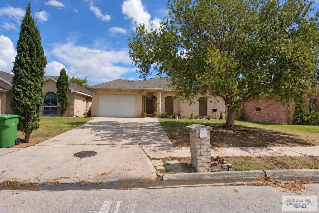 6847 Blue Spruce St., BROWNSVILLE