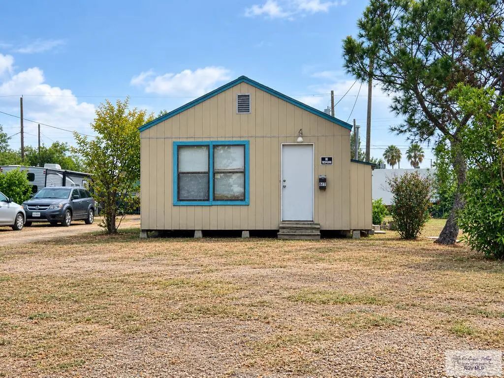 611 W Buchanan Ave., HARLINGEN