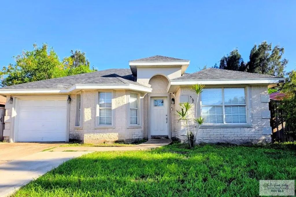 562 Rey Jaime St., BROWNSVILLE