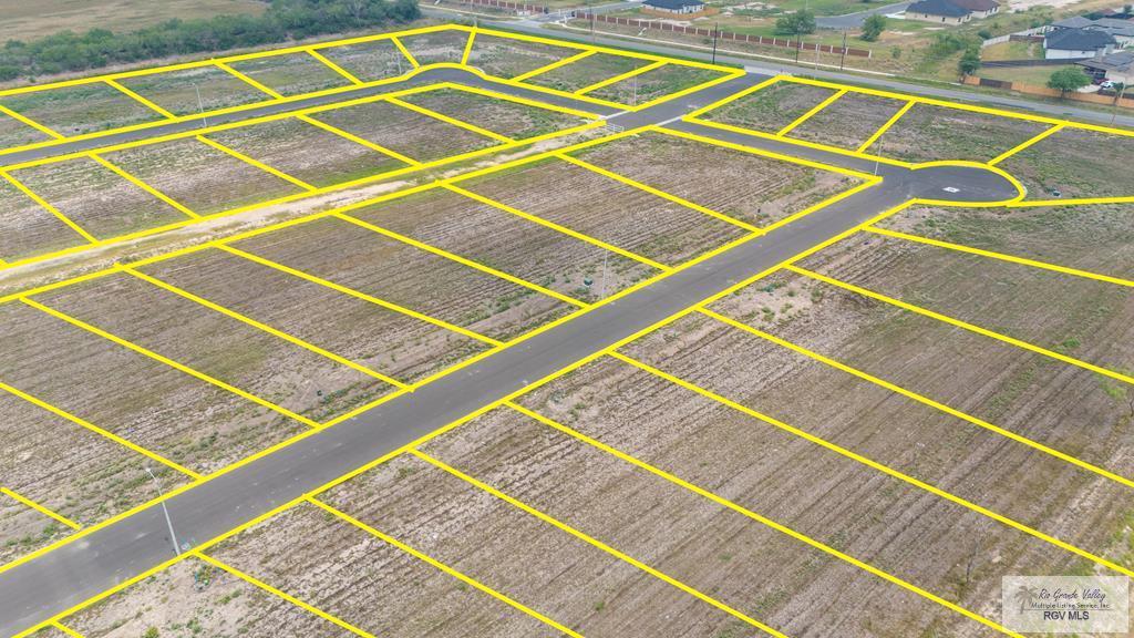 Arely Ln, Brownsville