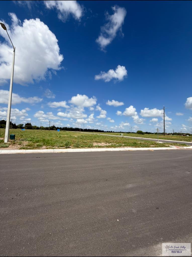 1525 Strawberry Cir, Brownsville