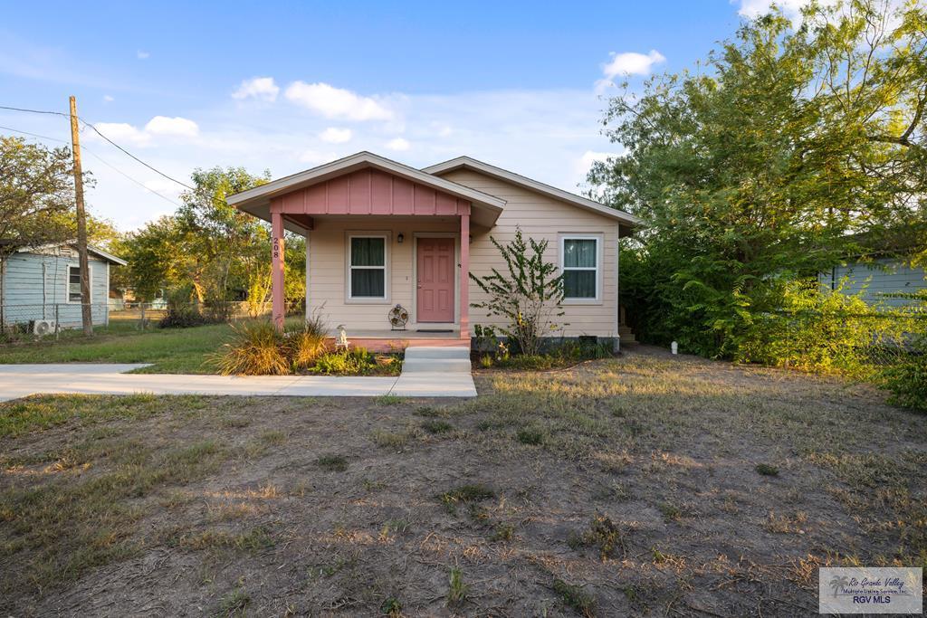 208 Western Blvd., Brownsville