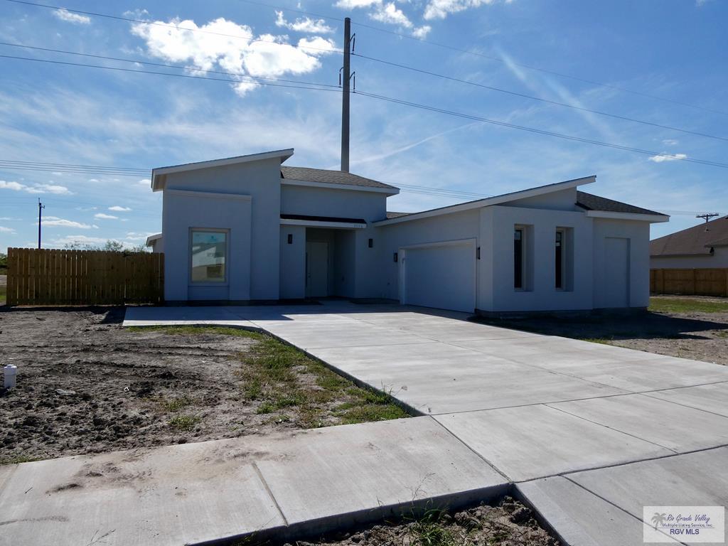 3736 Paseo Cafetos St, Brownsville