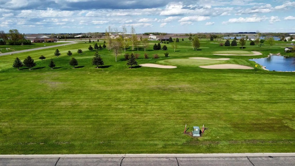 1040 Eastbay Ave, Balaton