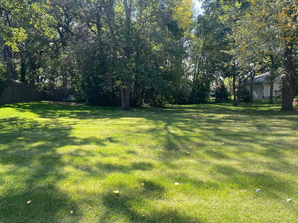 1467 Nottingham Drive Se, Owatonna