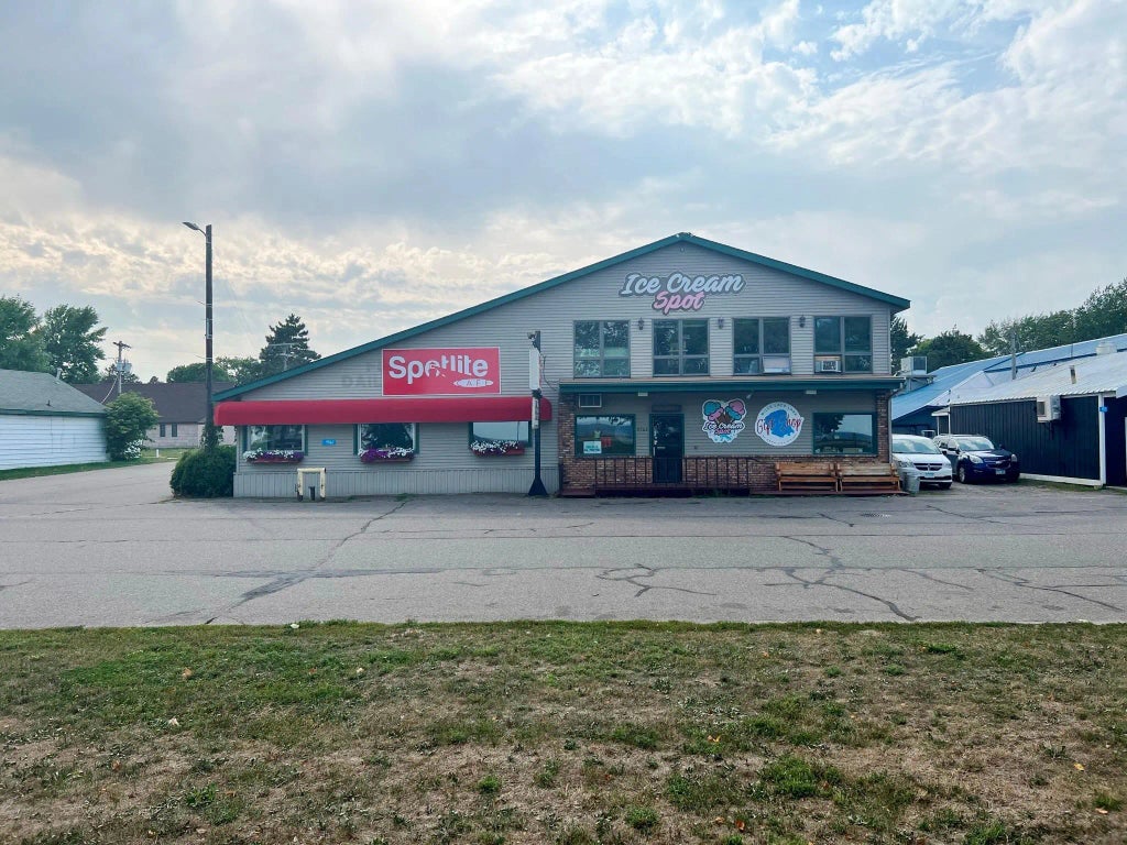 9563 Madison Street, Garrison