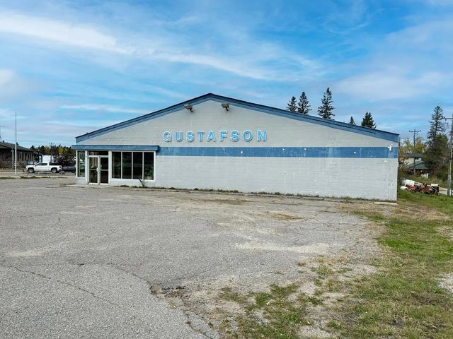 10 S Highway 53, Cook