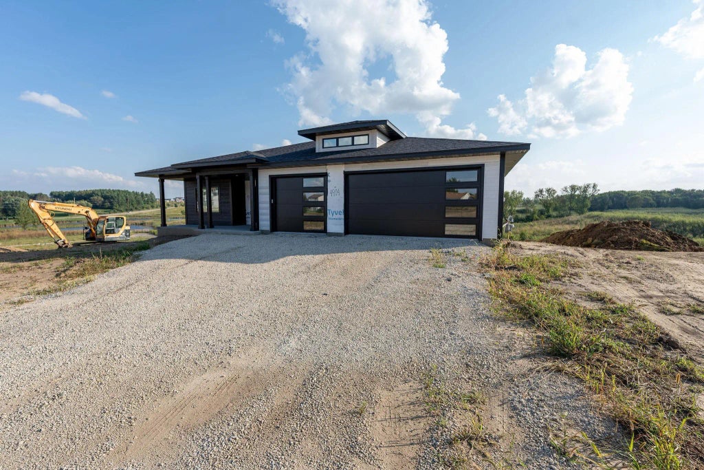 4904 Noble Drive Nw, Rochester