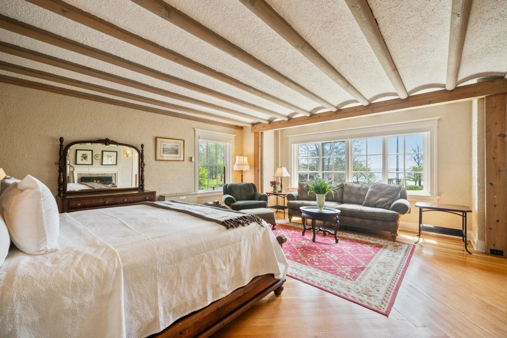 2799 27th St 12.1 - Main Lodge 1, Birchwood