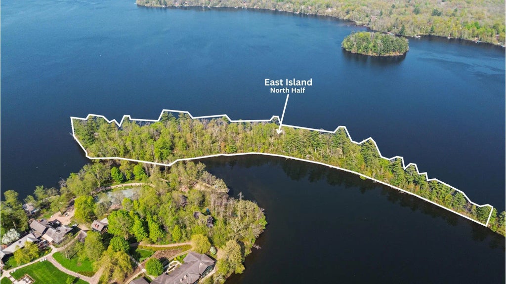 2799 East Island (north Half) 27th Street, Cedar Lake Twp