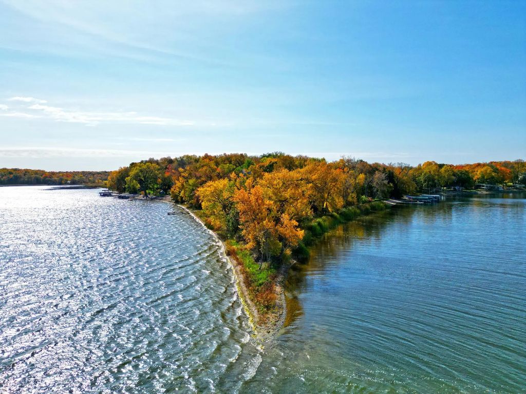 11xxx 103rd Street Nw, South Haven