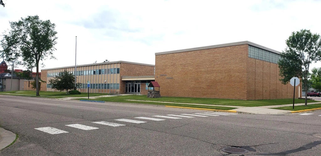 815 Beltrami Avenue Nw, Bemidji