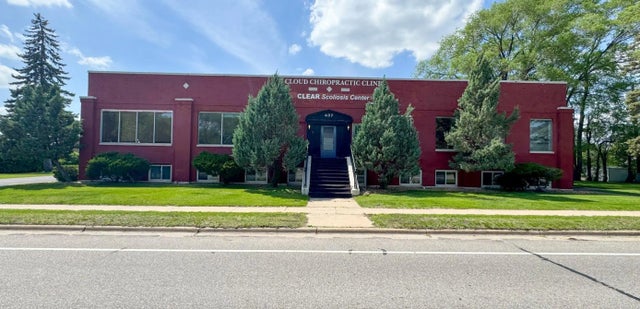 437 33rd Avenue N, St Cloud