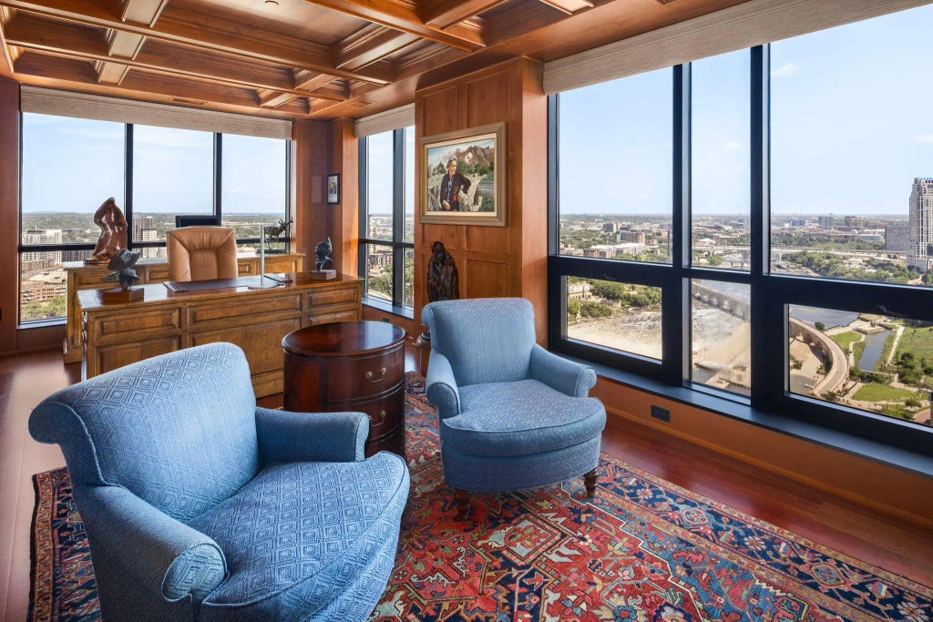 100 3rd Avenue S 3202, Minneapolis