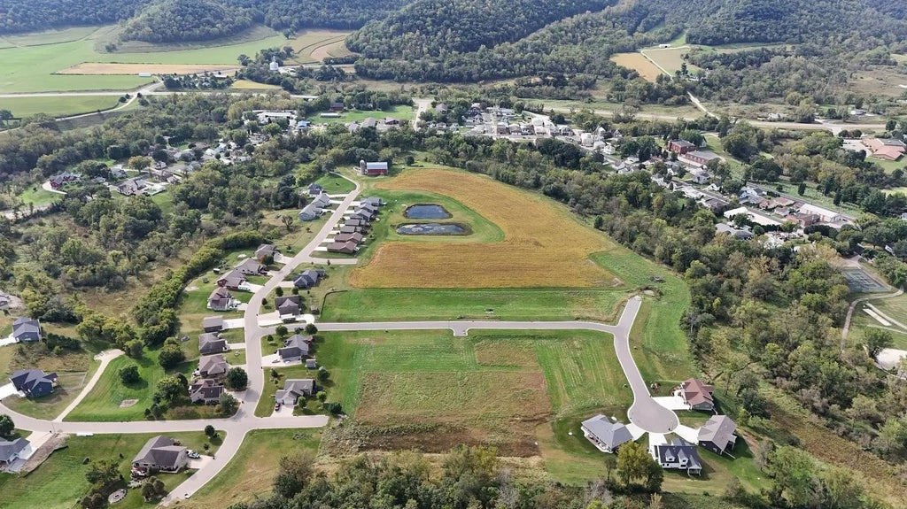 205 Sweetwater Drive, Rollingstone