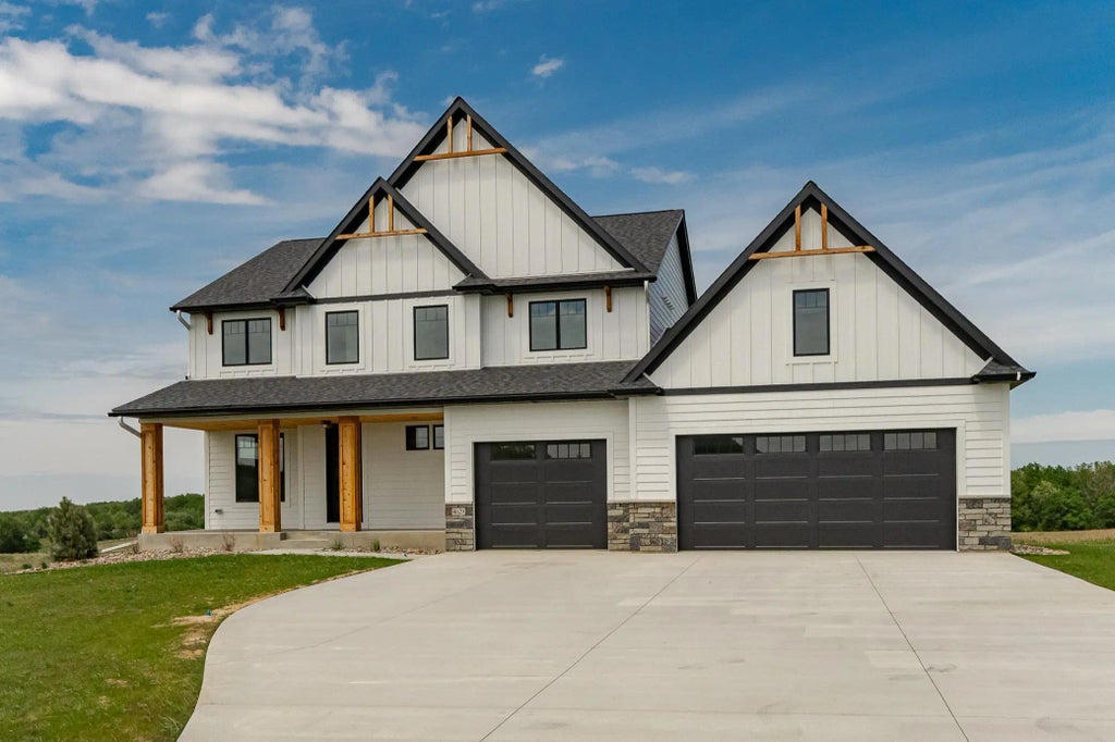 4629 Royal Oaks Circle Sw, Rochester