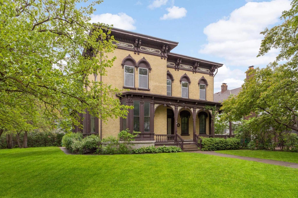 424 5th Street Se, Minneapolis