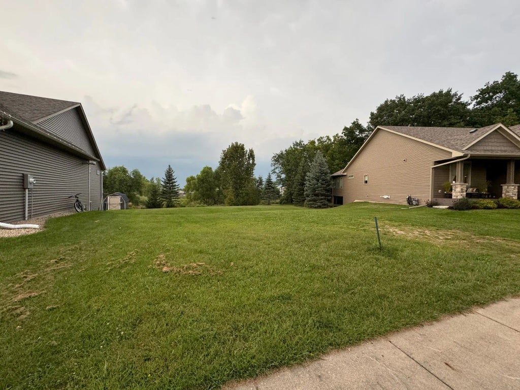 2620 Oak Lawn Drive, Northfield