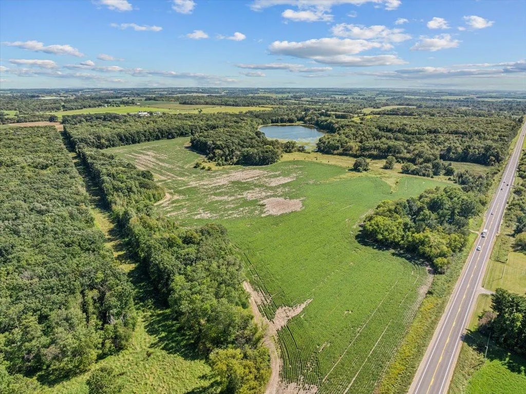 2389 Us Highway 63, Forest Twp