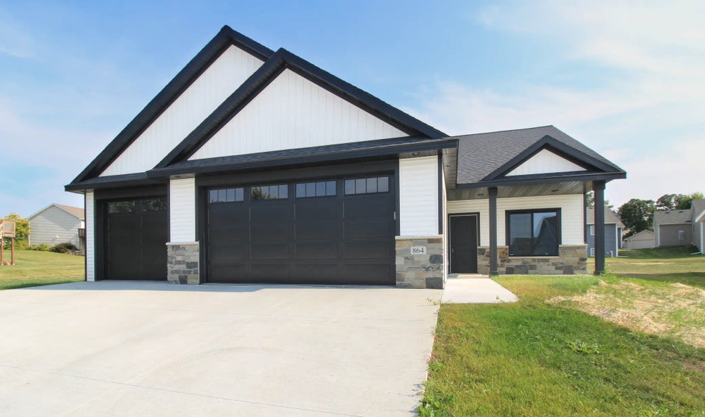 864 Bucknell Lane Se, Stewartville