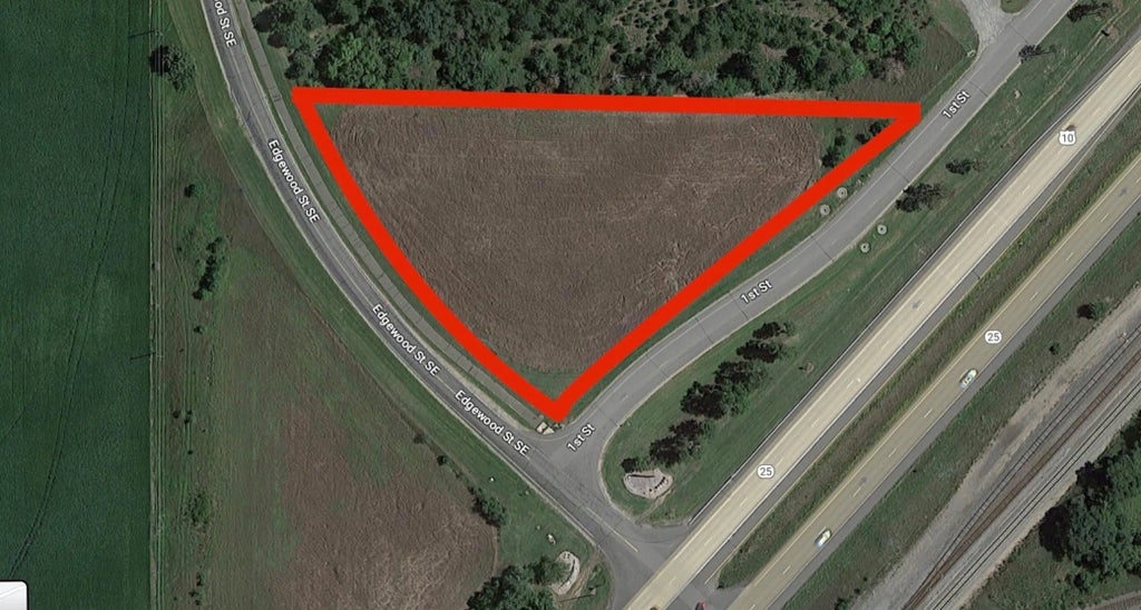 L1 B2 1st Street Se, Becker