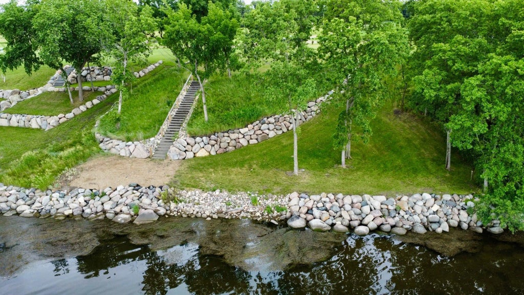 83871 Nilson Drive, Clinton