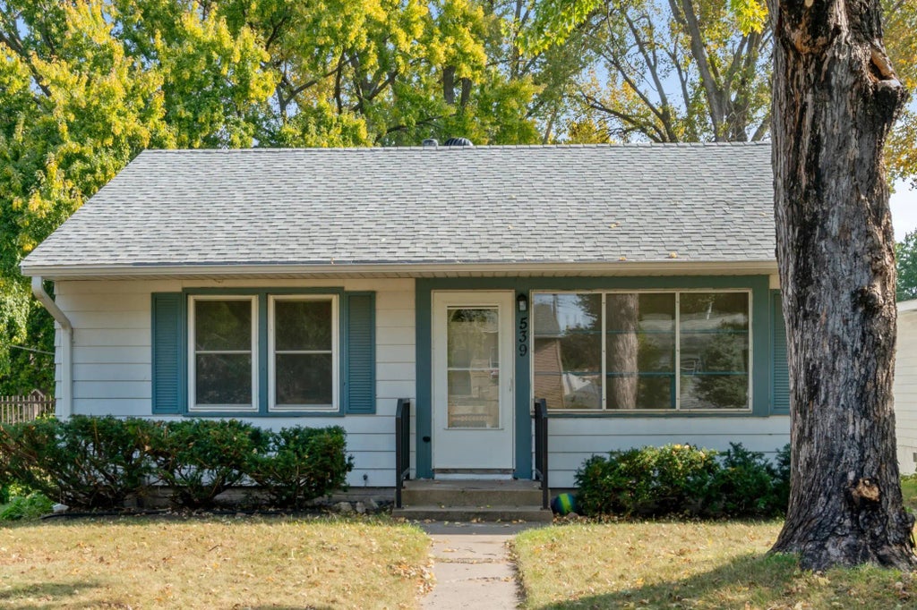 539 11th Avenue Nw, New Brighton