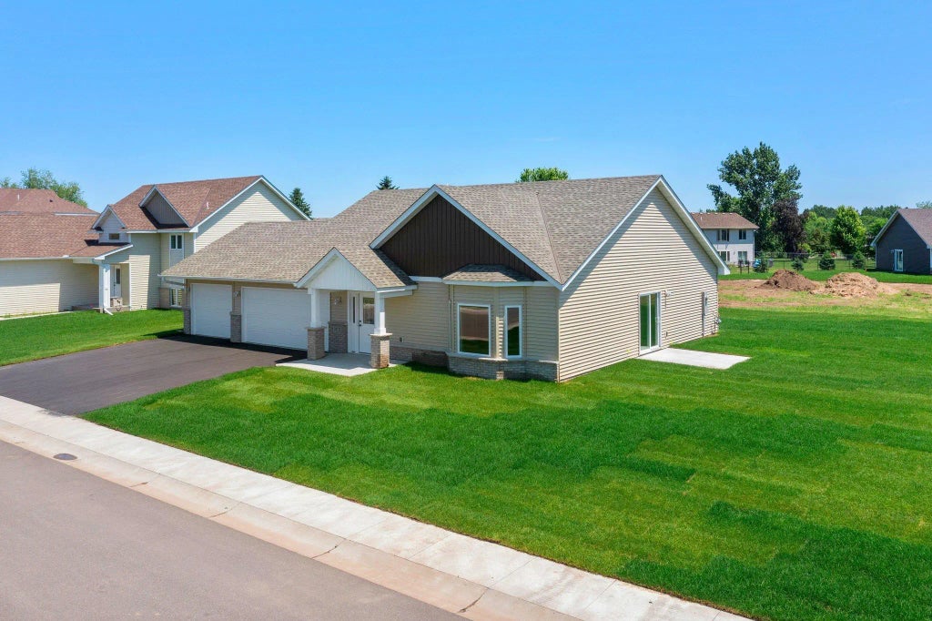 24111 Taylor Street Ne, East Bethel