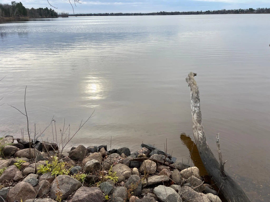 Maple Knoll Rd, Pokegama Twp