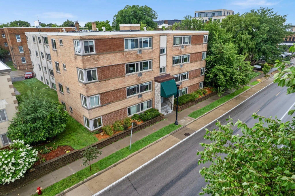 3120 Hennepin Avenue 106, Minneapolis