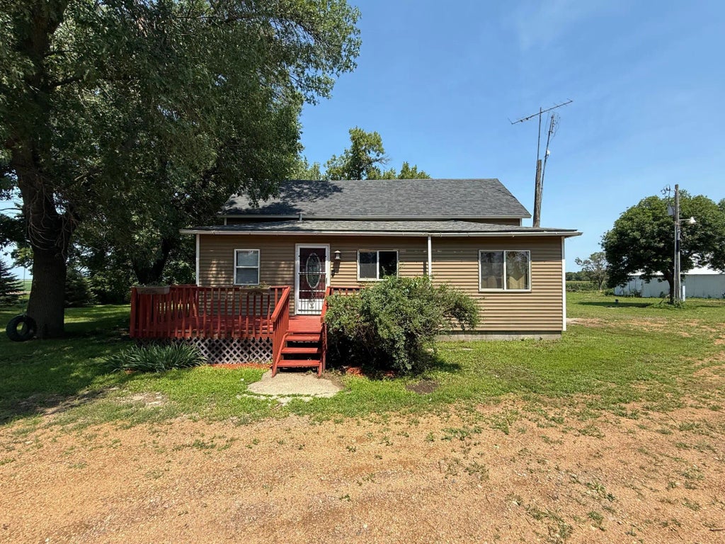 26731 County Highway 13, Morgan Twp