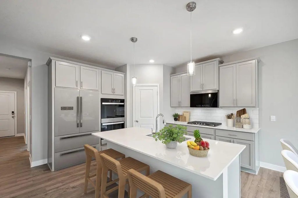 3959 Founders Path, Chaska