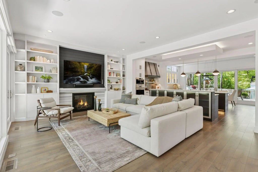 4540 Upton Avenue S, Minneapolis