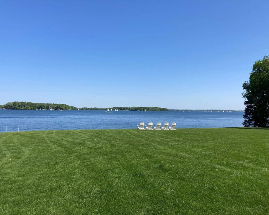 4900 Meadville Street, Excelsior