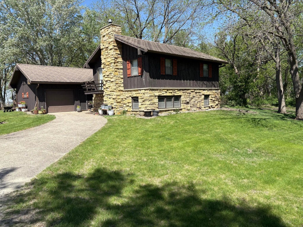 5114 Ne 46th Street, Merton Twp