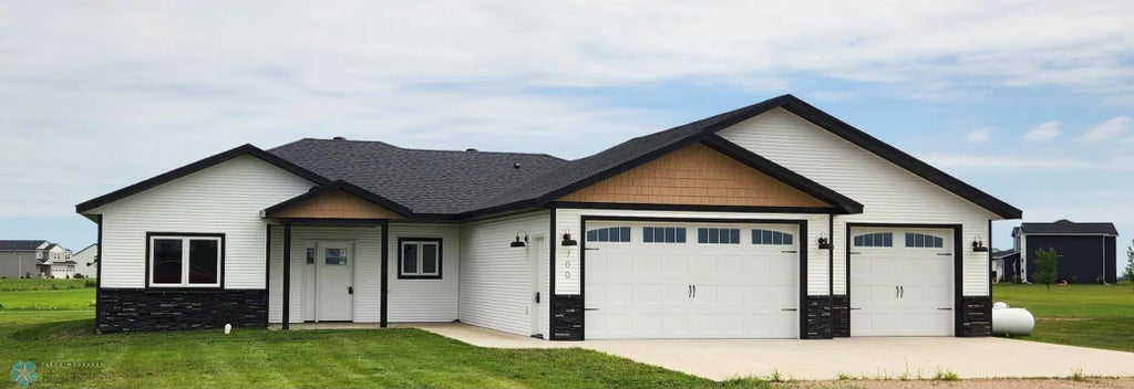 700 Blaine Street N, Colfax