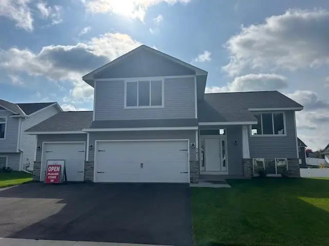 3432 237th Avenue Nw, Saint Francis