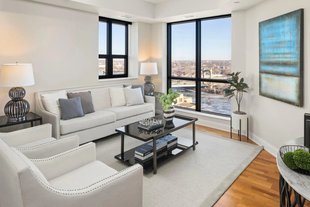 100 3rd Avenue S 1404, Minneapolis