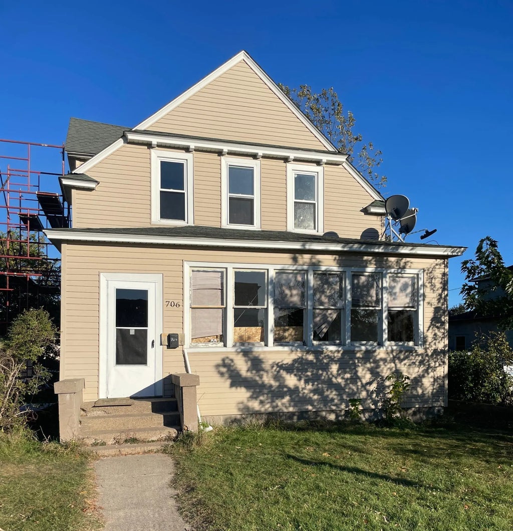 706 Minnesota Avenue Nw, Bemidji